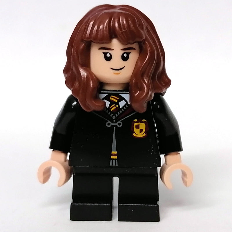fig-011352 – Hermione Granger, Gryffindor Robe Closed, Short Legs