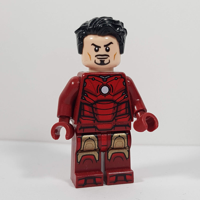 fig-011400 – Iron Man Mark 3 Armor, Black Hair