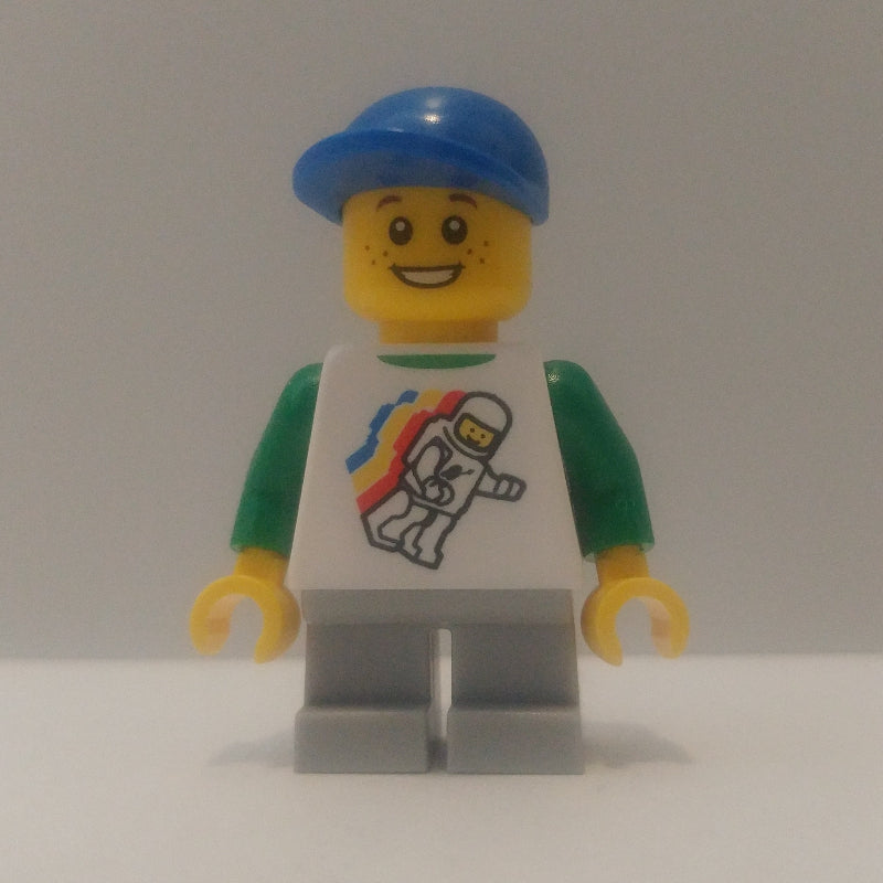 fig-011561 – Kid, White Torso, Light Bluish Grey Legs, Blue Cap (41879a Legs)