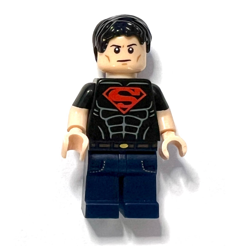 fig-011649 – Superboy