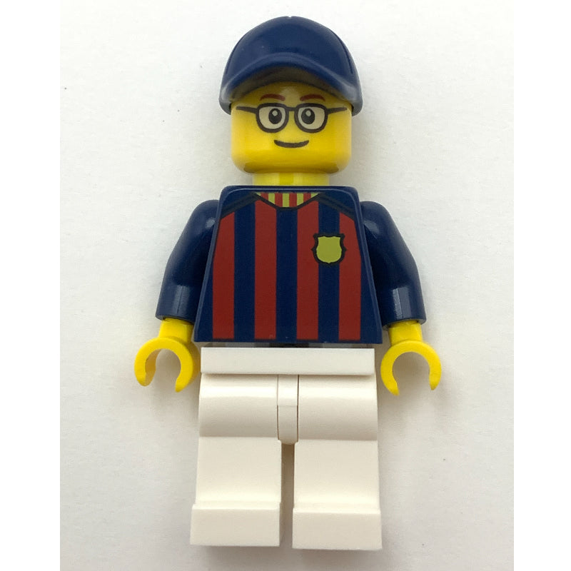 fig-011730 – FC Barcelona Fan - White Legs, Dark Blue Cap