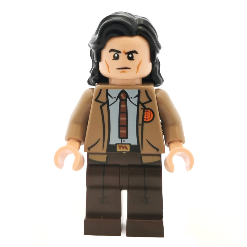 fig-011747 – Loki, Dark Tan Jacket, Dark Brown Legs