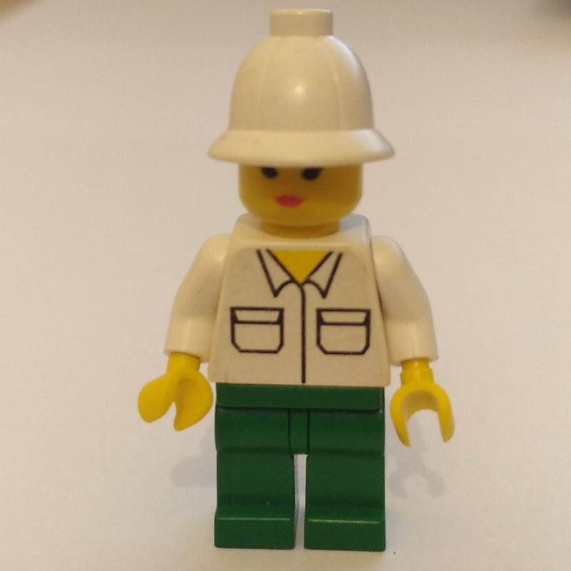 fig-011773 – White Torso, Green Legs, White Pith Helmet
