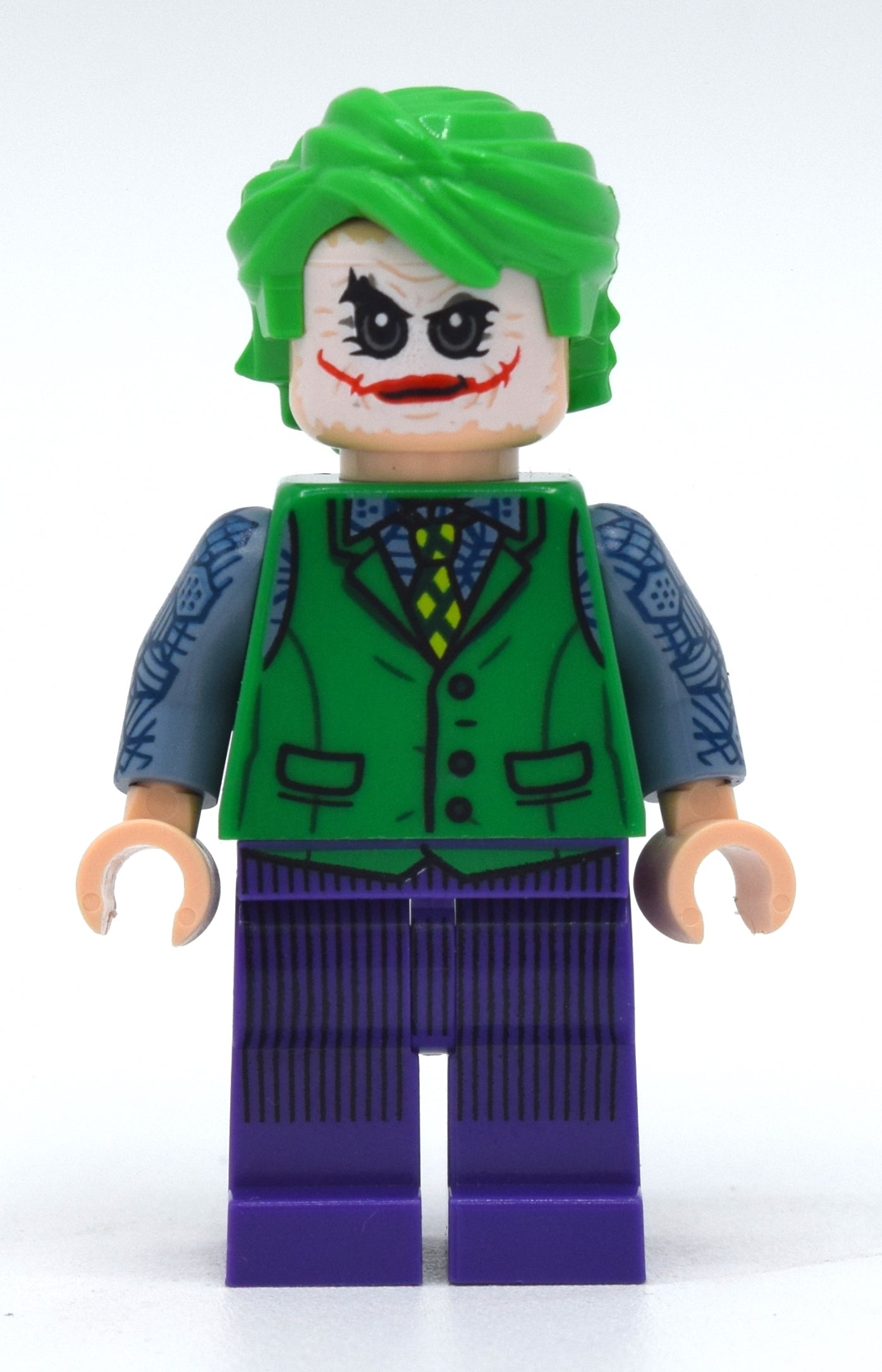 fig-011787 – The Joker with Green Vest and White Face Make-up (Dark Knight Trilogy)