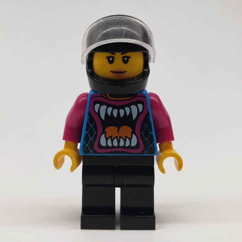 fig-011828 – Ann, Stunt Rider Outfit