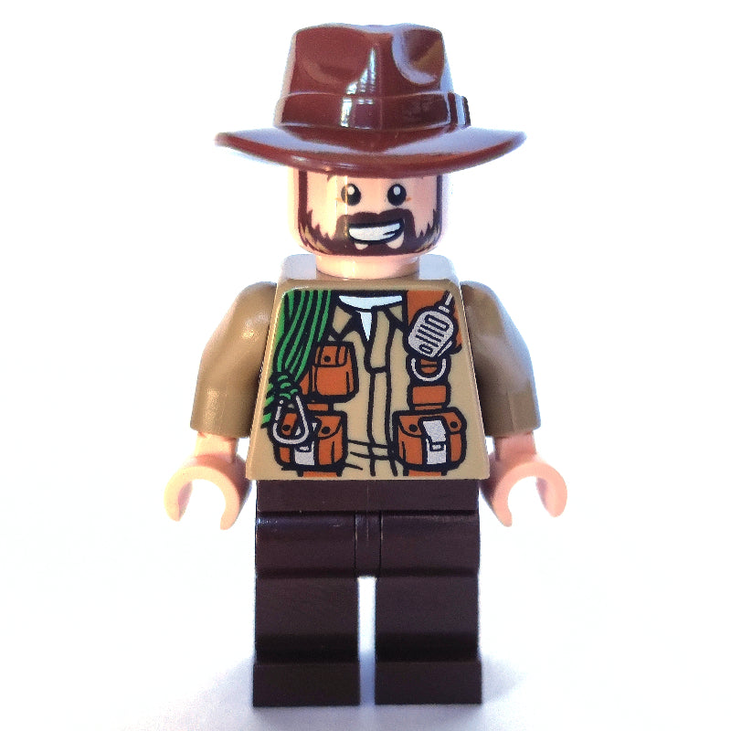 fig-011865 – Sinjin Prescott - No Backpack