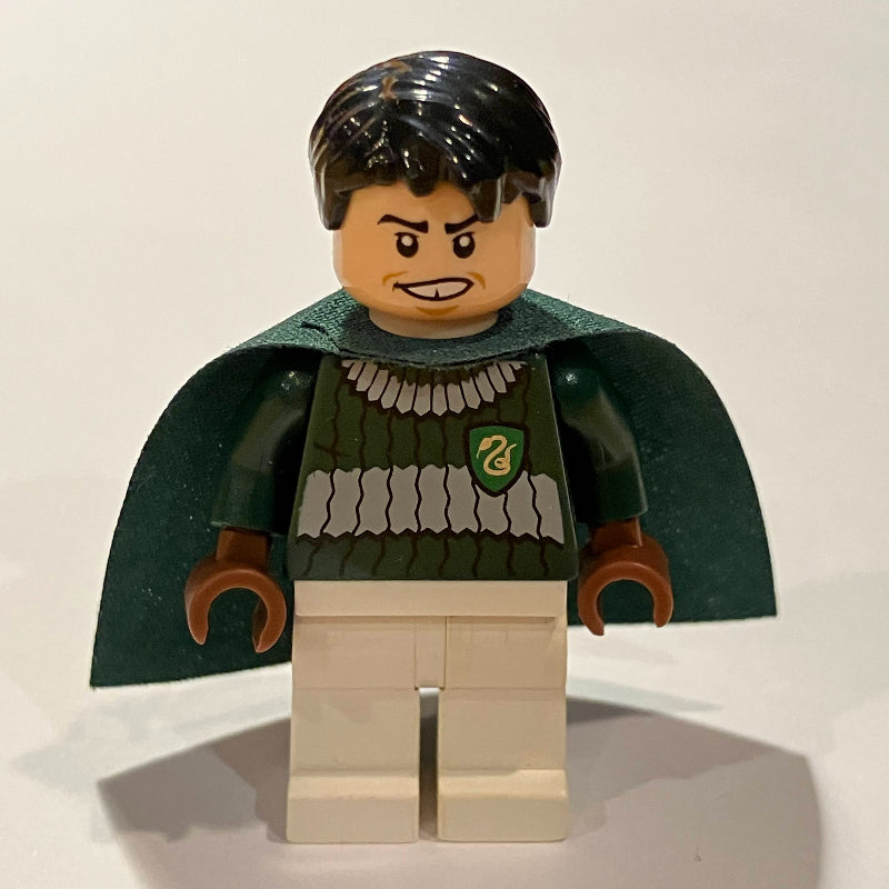 fig-011867 – Marcus Flint, Dark Green, Dark Bluish Gray, and White Slytherin Quidditch Uniform - 3626b Head