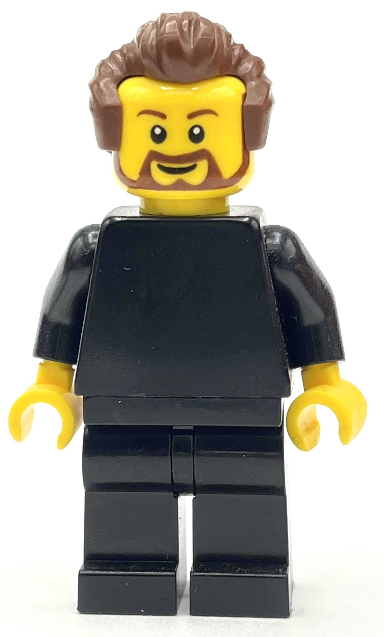 fig-011962 – Man, Black, Reddish Brown Hair