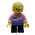 fig-011996 – Boy, Bright Pink Jacket, Dark Blue Short Legs, Tan Hair