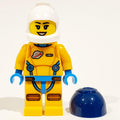 fig-012170 – Astronaut, Female, Bright Light Orange Suit, Dark Blue Visor