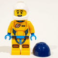 fig-012171 – Astronaut, Male, Bright Light Orange Suit, Dark Blue Visor