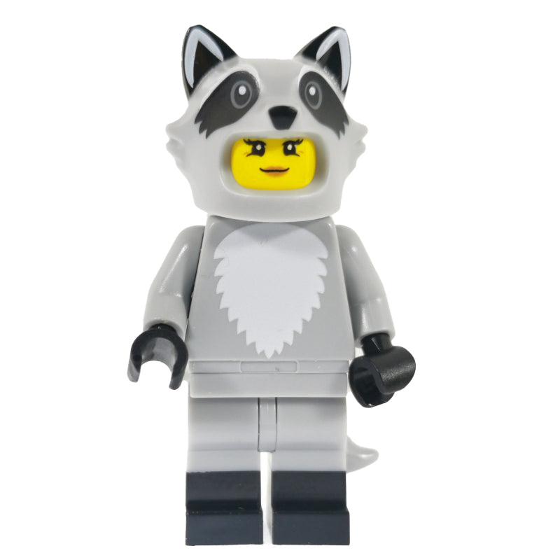 fig-012190 – Raccoon Costume Fan