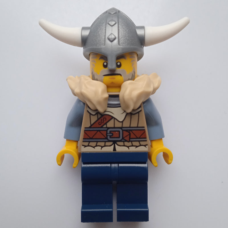 fig-012756 – Viking, Tan Fur Collar