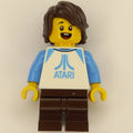 fig-012909 – Kid - White Atari Torso, Dark Brown Legs, Dark Brown Hair