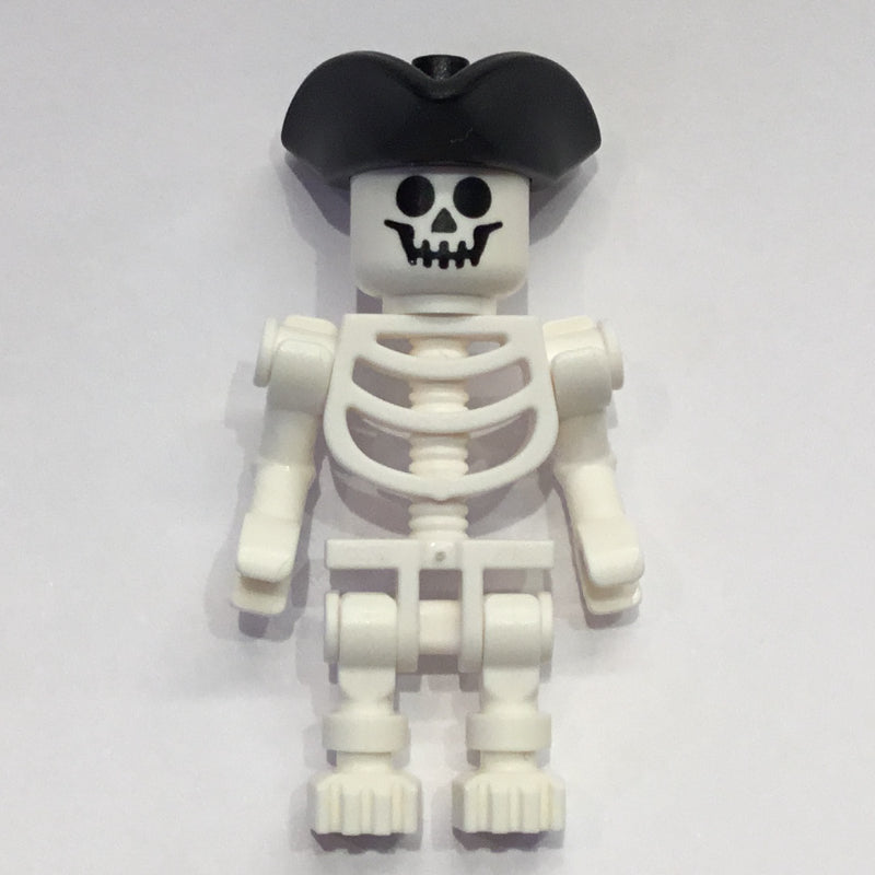 fig-013093 – Skeleton, Standard Face, Bicorne Hat (60115 Torso)