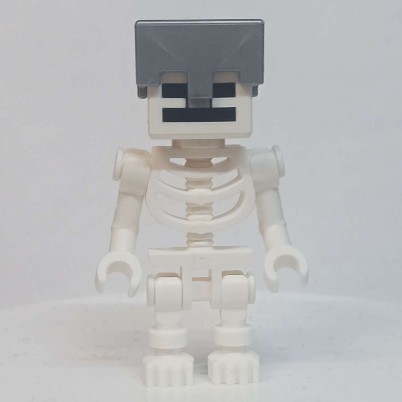 fig-013301 – Skeleton, Square Skull, Silver Helmet (78132 Torso)
