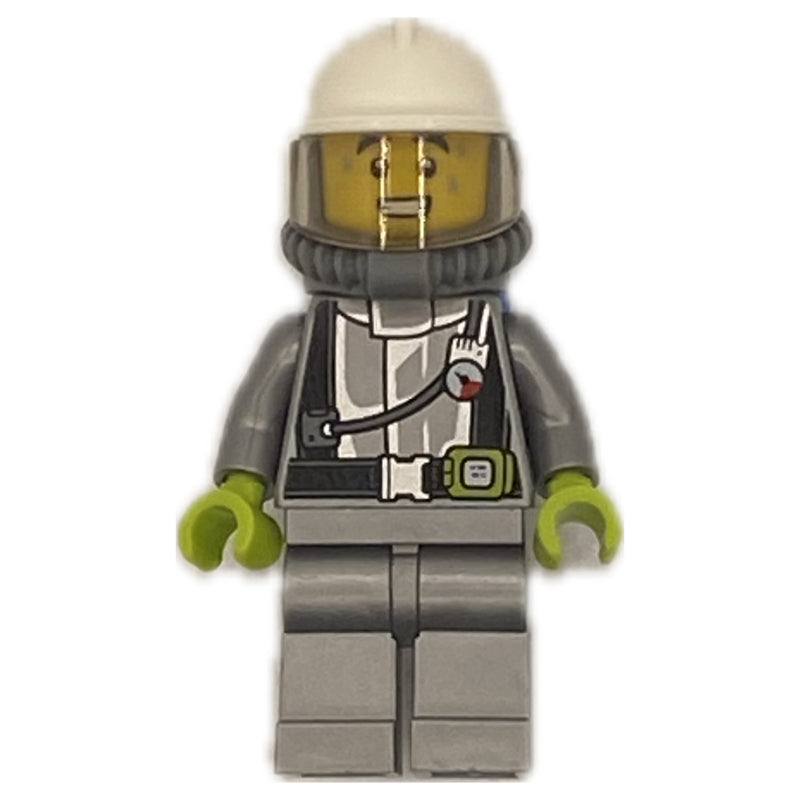 fig-013342 – Firefighter, Silver Fire Suit, White Helmet with Visor, Blue Airtanks