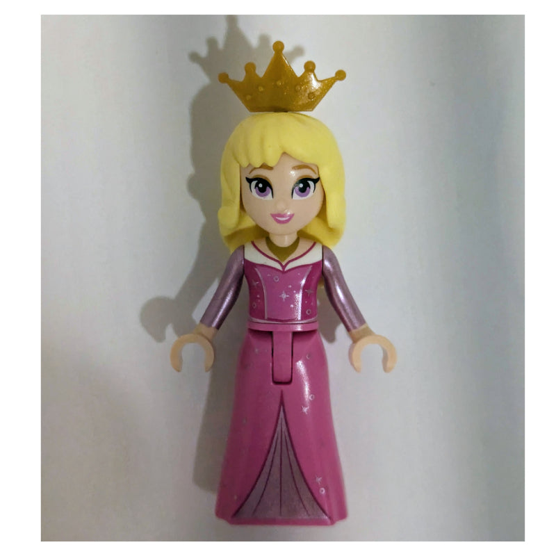 fig-013373 – Aurora - Dark Pink Dress, Silver Decoration, Pearl Gold Crown, Big Eyes