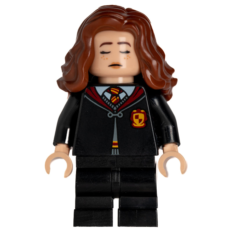 fig-013563 – Hermione Granger, Gryffindor Robe Closed, Medium Legs, Sleeping