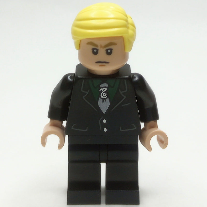 fig-013575 – Draco Malfoy, Black Suit