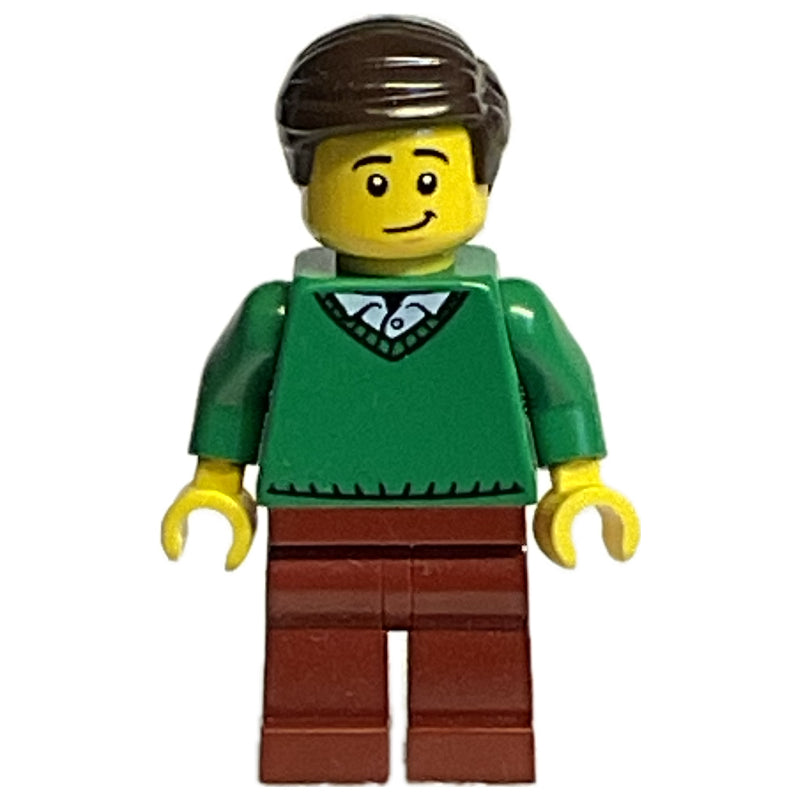 fig-013646 – Green Torso, Reddish Brown Legs, Dark Brown Hair