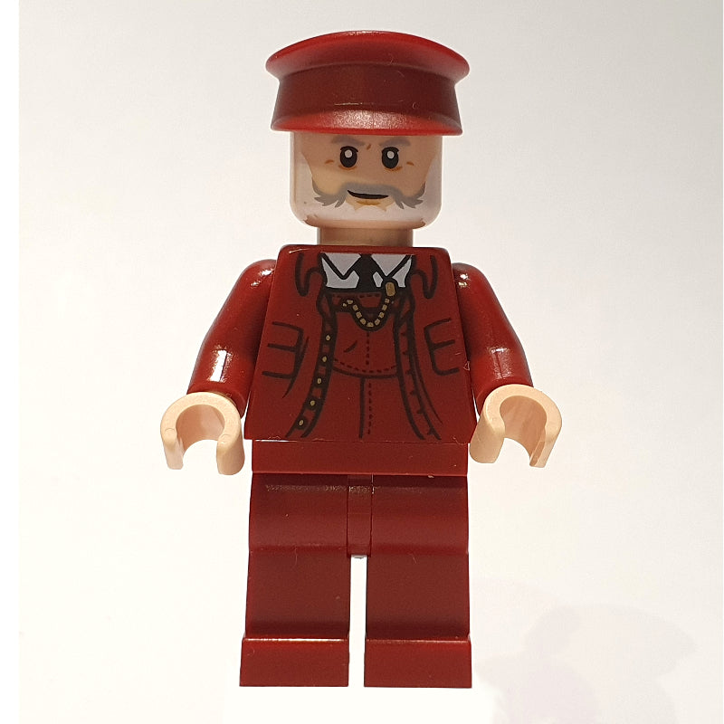 fig-013811 – Hogwarts Express Train Conductor