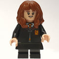 fig-013812 – Hermione Granger, Gryffindor Robe Closed, Short Legs, Skirt