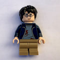 fig-013821 – Harry Potter, Dark Blue Jacket Dirty, Medium Legs, Printed Arms