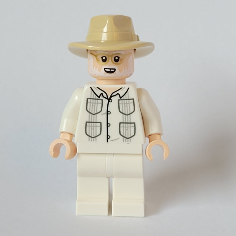 fig-013883 – John Hammond, White Arms