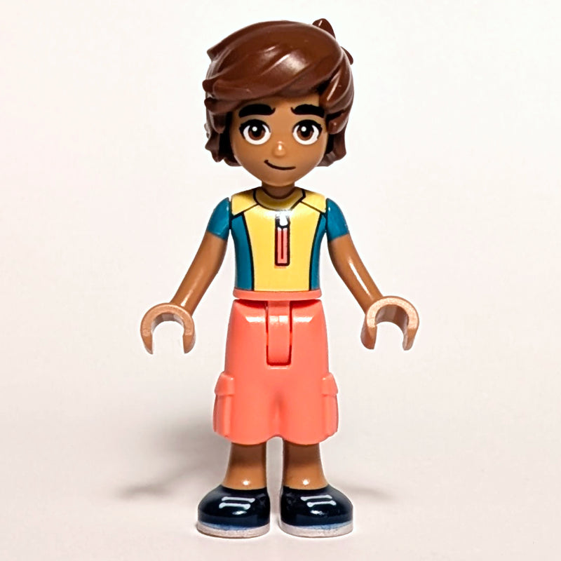 fig-013910 – Leo - Yellow Shirt, Coral Pants