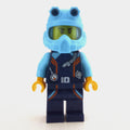fig-013962 – Ocean Explorer Diver, Dark Blue Wetsuit, Medium Azure Helmet