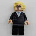 fig-014010 – Soccer Manager, Black Suit