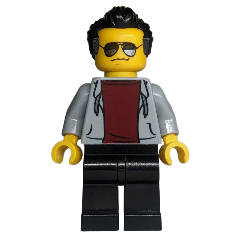 fig-014092 – Light Bluish Grey Torso, Black Legs, Black Hair, Sunglasses