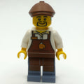 fig-014242 – White Torso, Reddish Brown Apron, Sand Blue Legs, Reddish Brown Cap
