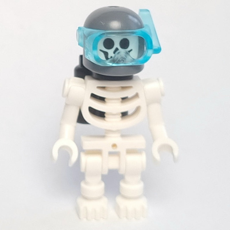 fig-014269 – Skeleton, Standard Face, Dive Helmet and Airtanks, 78132 Torso