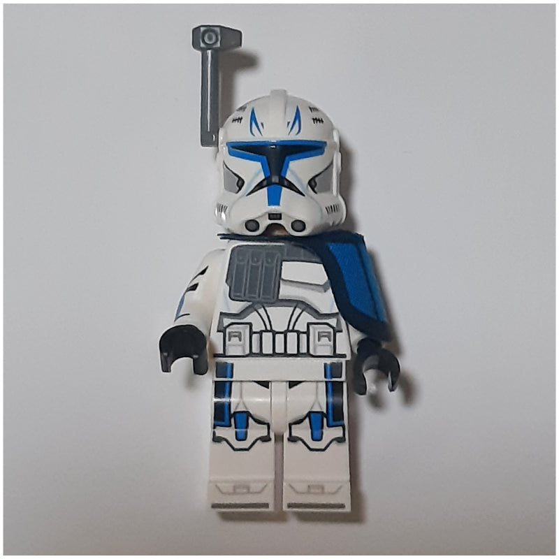 fig-014392 – Captain Rex