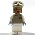 fig-014398 – Rebel Trooper in Hoth Uniform, Dark Tan Hat, Medium Nougat Head