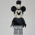 fig-014409 – Mickey Mouse, Classic Black and White