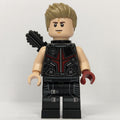 fig-014437 – Hawkeye, Dark Tan Hair, Dark Red Hand