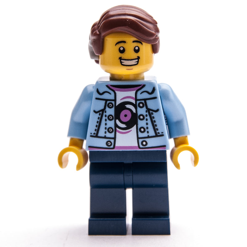 fig-014633 – Man, Bright Light Blue Jacket, Dark Blue Legs, Reddish Brown Hair