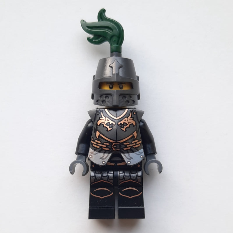 fig-014708 – Dragon Knight, Black, Armor, Helmet with Dark Green Plume (Pearl Titanium)
