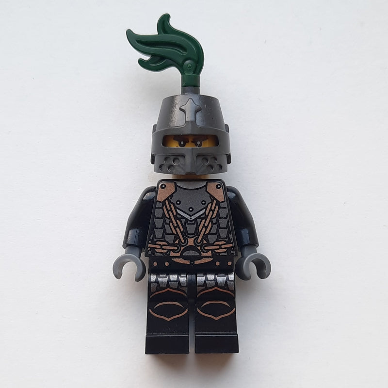 fig-014714 – Dragon Knight, Dark Green, Pearl Titanium Helmet with Dark Green Plume
