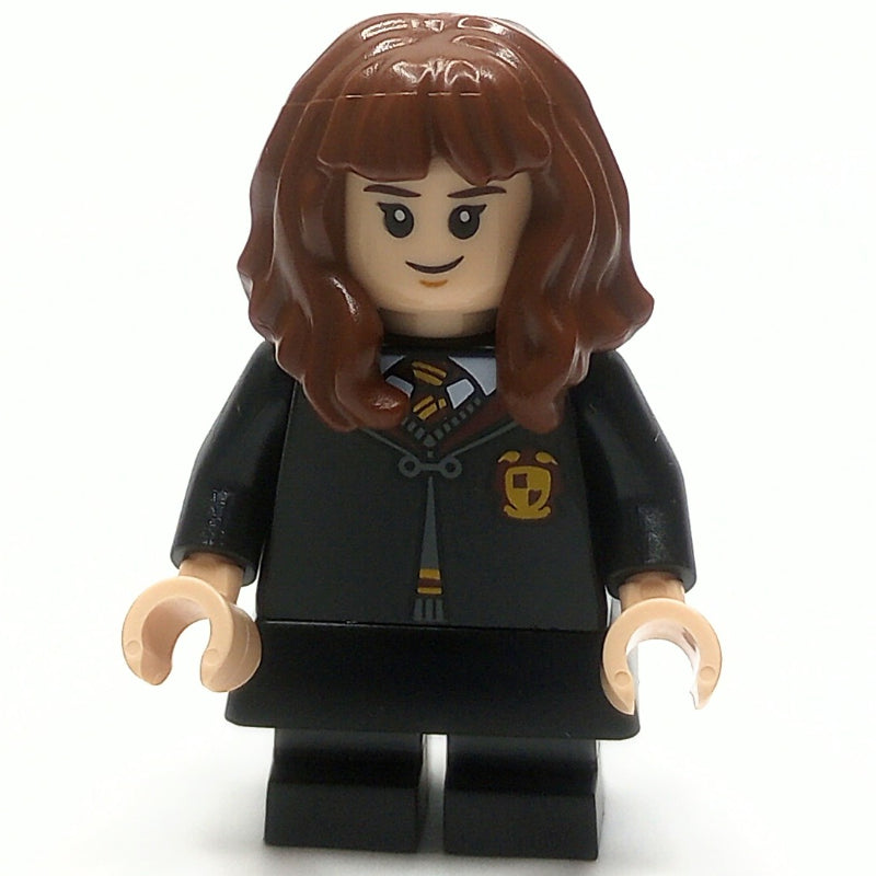 fig-014760 – Hermione Granger, Gryffindor Robe Closed, Skirt