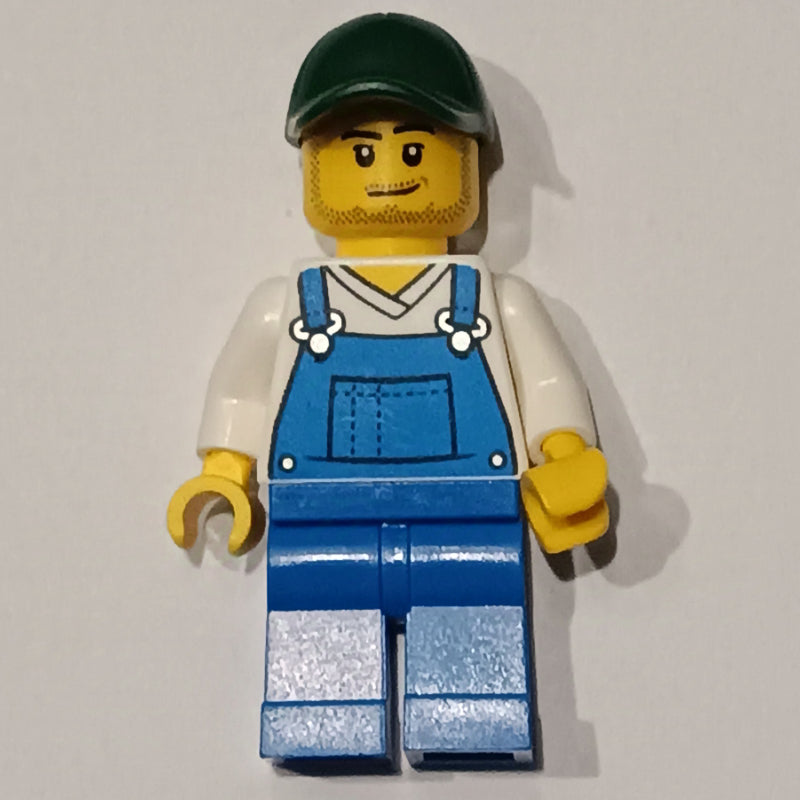 fig-014841 – White Torso, Blue Overall, Dark Green Cap