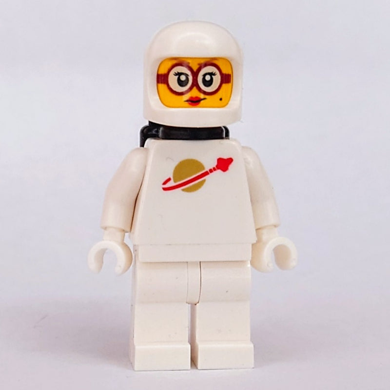 fig-014962 – Classic Space, White with Black Airtanks, Red Glasses