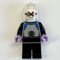fig-015076 – Mr. Freeze with Flat Silver Outfit, Helmet Dome