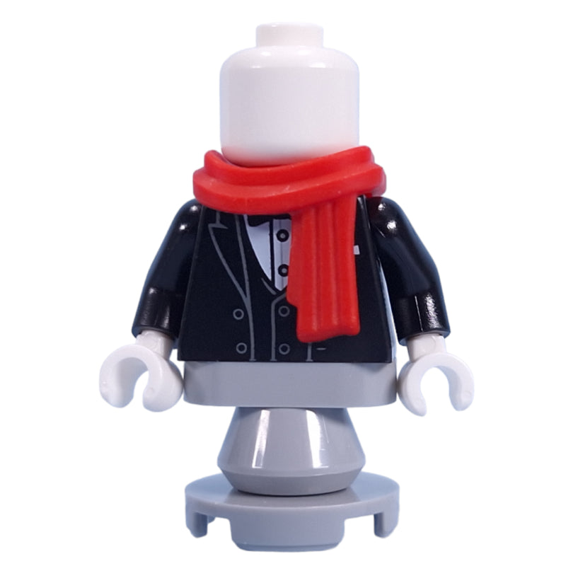 fig-015106 – Mannequin with Scarf