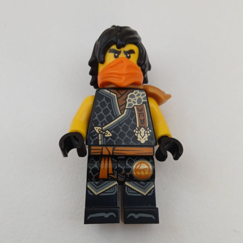 fig-015157 – Cole, Black Robes, Hair, Shoulder Guard
