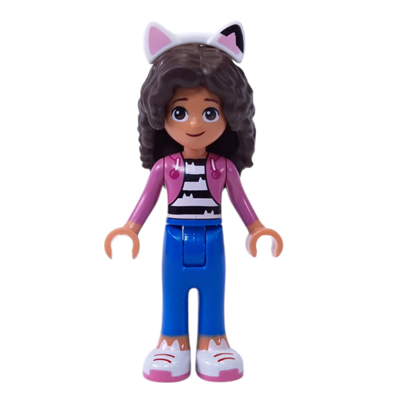 fig-015239 – Gabby, Dark Pink Jacket, 5828 Hair