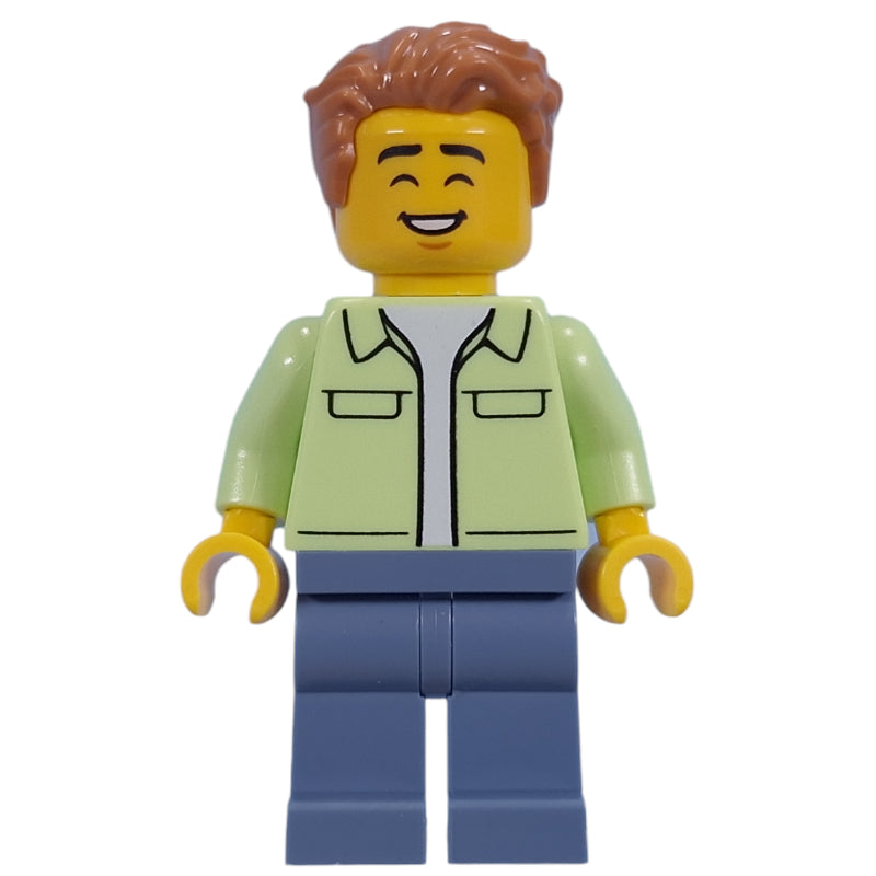 fig-015624 – Visitor, Yellowish Green Torso, Sand Blue Legs, Medium Nougat Hair